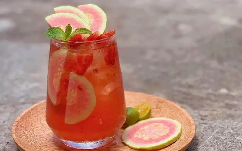 Trà Trái Cây – Khám Phá 3 Hương Vị Được Yêu Thích Nhất: Đào, Vải, Dâu 