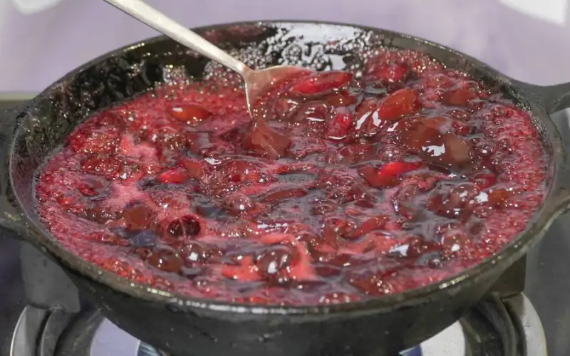 Cách Làm Trà Mận Đỏ Thơm Lừng tại nhà