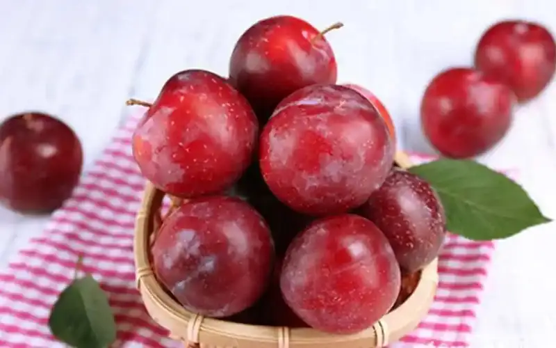 Cách Làm Trà Mận Đỏ Thơm Lừng tại nhà