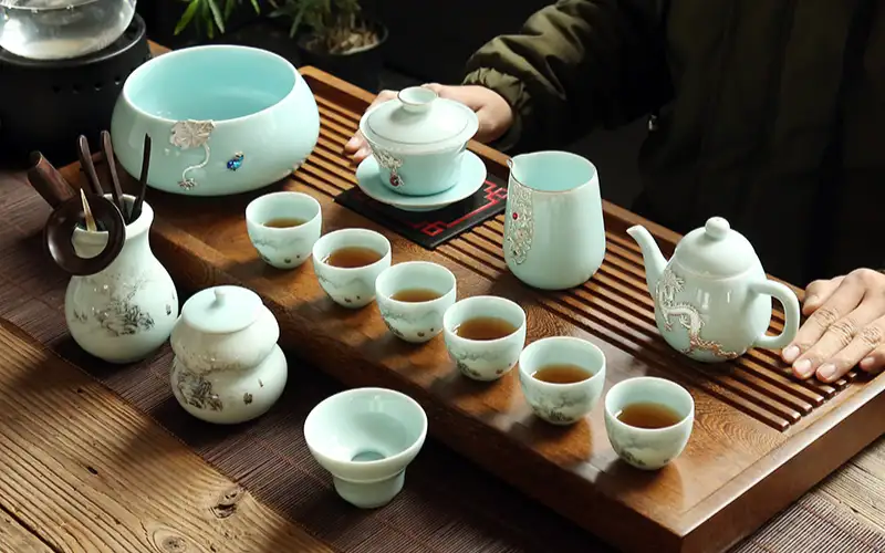 Bộ Dụng Cụ Pha Trà Cơ Bản Gồm Những Gì?