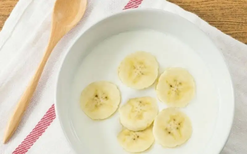 Công Thức Sữa Chua Chuối: Cách Làm Ngon Mát