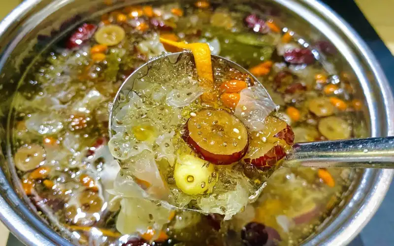 Cách Làm Chè Dưỡng Nhan Thanh Lọc Cơ Thể