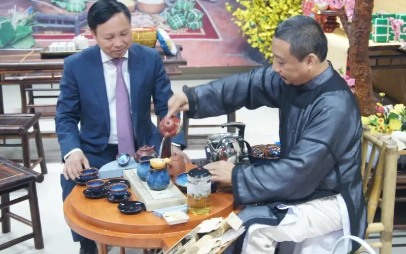 Ba Cách Thưởng Trà Của Người Việt