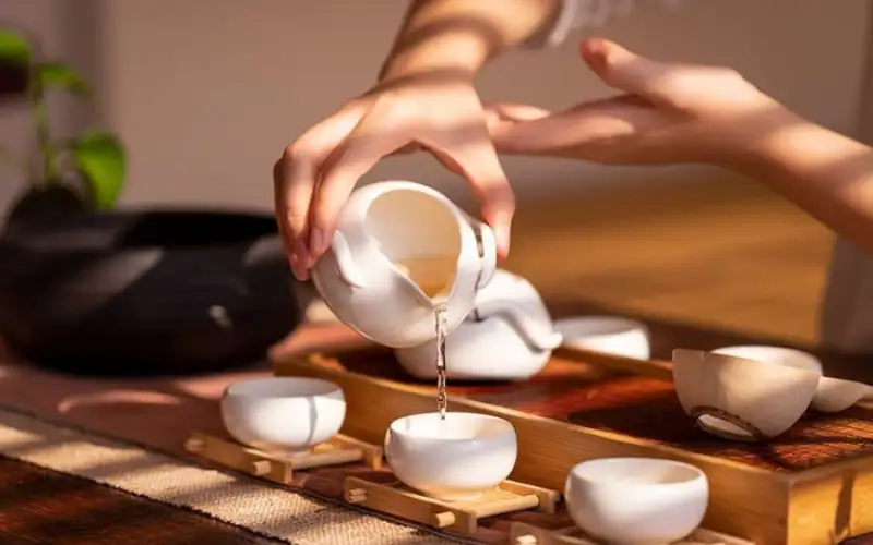 Nước & Nhiệt Độ – Nền Tảng Của Nghệ Thuật Thưởng Trà