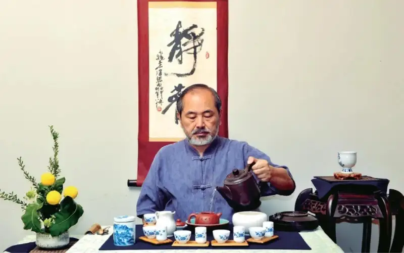 Trà Công Phu (Gongfu Cha) – Nghệ Thuật Pha Trà Tỉ Mỉ
