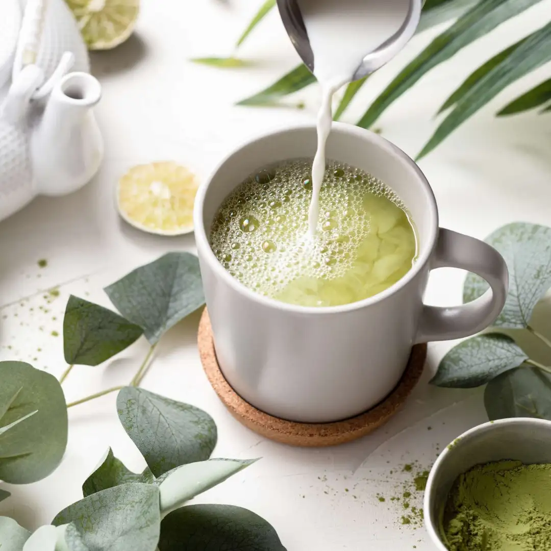 Cách Pha Matcha Latte Chuẩn Quán: Mịn Bọt, Xanh Đẹp, Không Vón